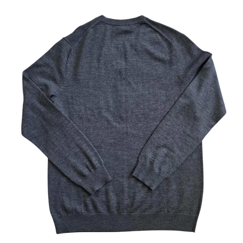 Banana Republic Merino Wool Large‎ Gray V Neck Sweater Extra Fine Soft